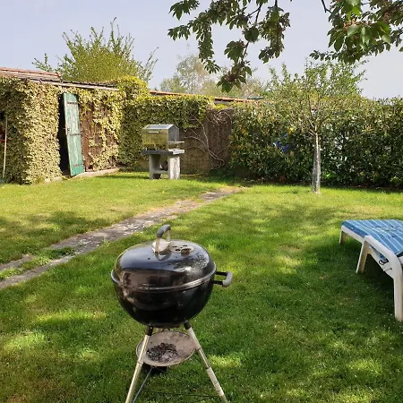 Gites Spacieux Avec Jardin *