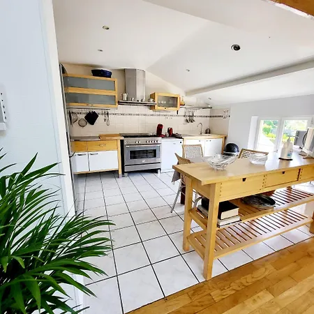Gites Spacieux Avec Jardin Holiday home